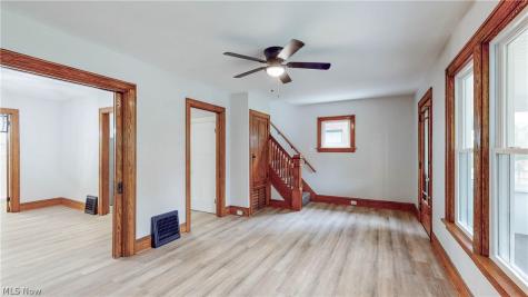 362 Palm Avenue Akron OH 44301