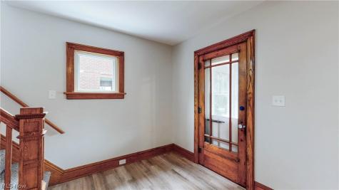 362 Palm Avenue Akron OH 44301