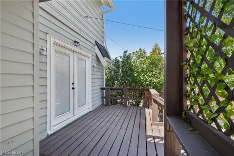 14606 Bartter Avenue Cleveland OH 44111
