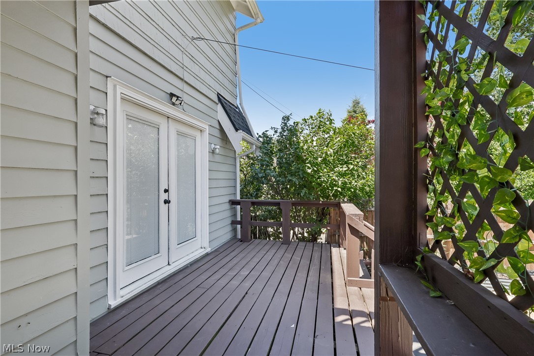 14606 Bartter Avenue Cleveland OH 44111