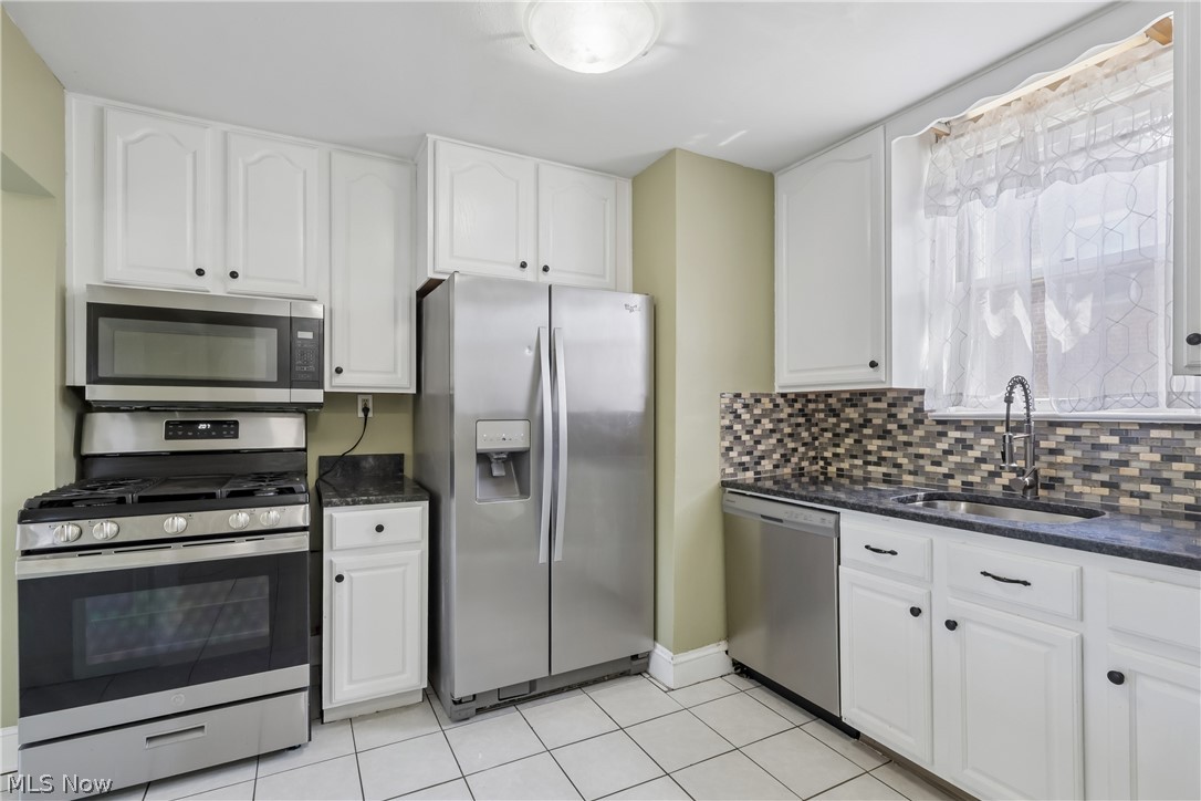 14606 Bartter Avenue Cleveland OH 44111