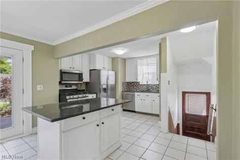 14606 Bartter Avenue Cleveland OH 44111