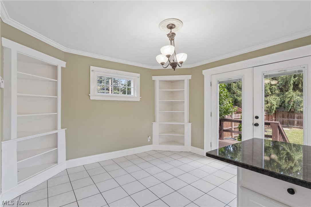 14606 Bartter Avenue Cleveland OH 44111