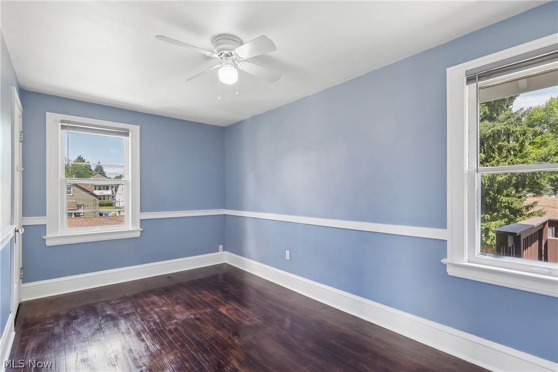 14606 Bartter Avenue Cleveland OH 44111