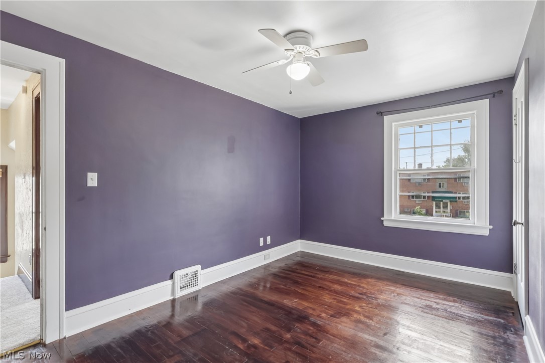 14606 Bartter Avenue Cleveland OH 44111