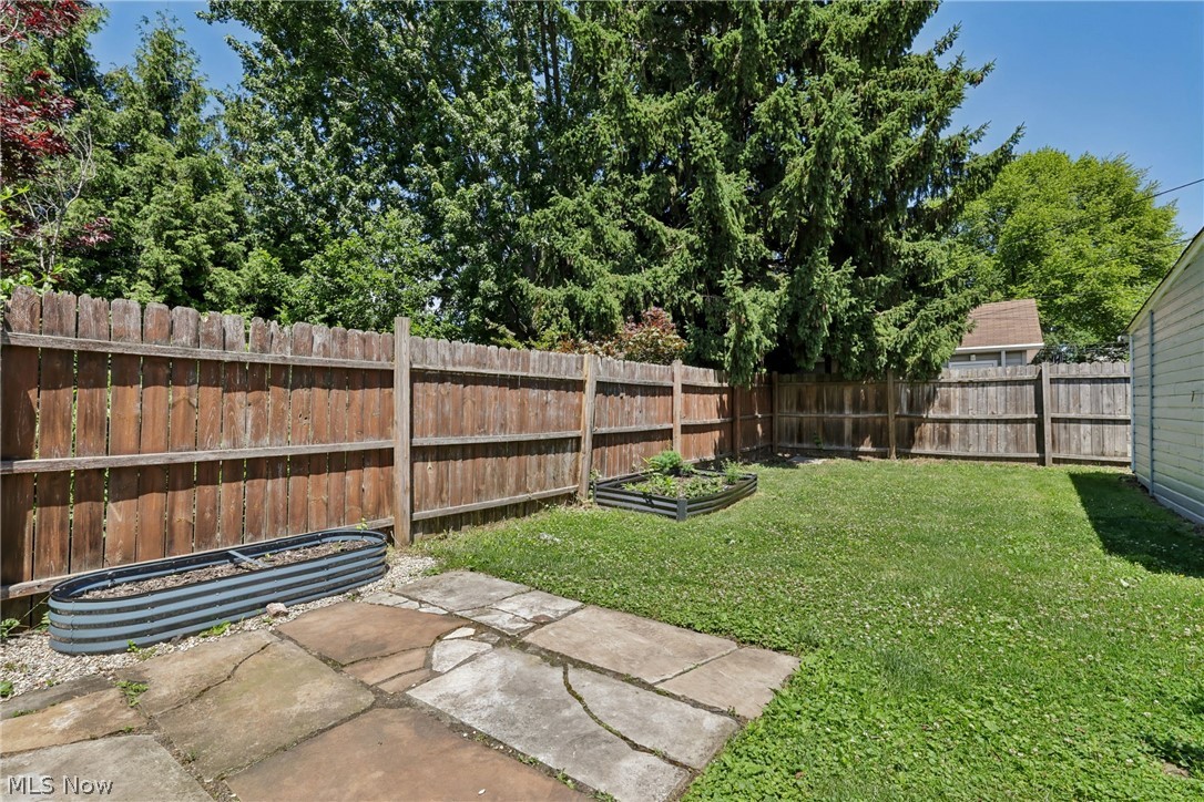 14606 Bartter Avenue Cleveland OH 44111