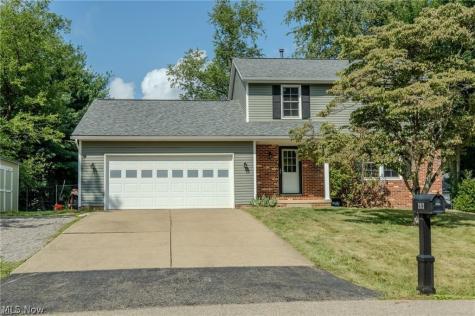 203 Albany Drive NW Canton OH 44708