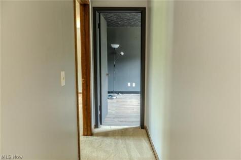 203 Albany Drive NW Canton OH 44708