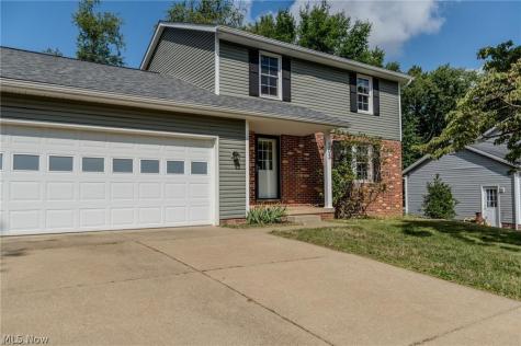 203 Albany Drive NW Canton OH 44708