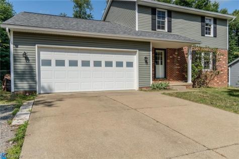 203 Albany Drive NW Canton OH 44708