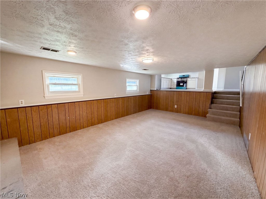 1065 Easton Drive Akron OH 44310