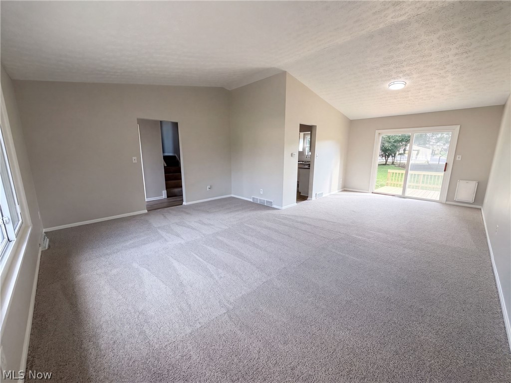 1065 Easton Drive Akron OH 44310