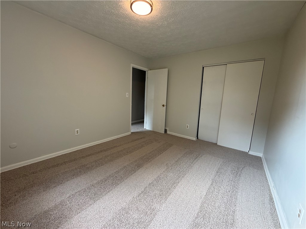 1065 Easton Drive Akron OH 44310