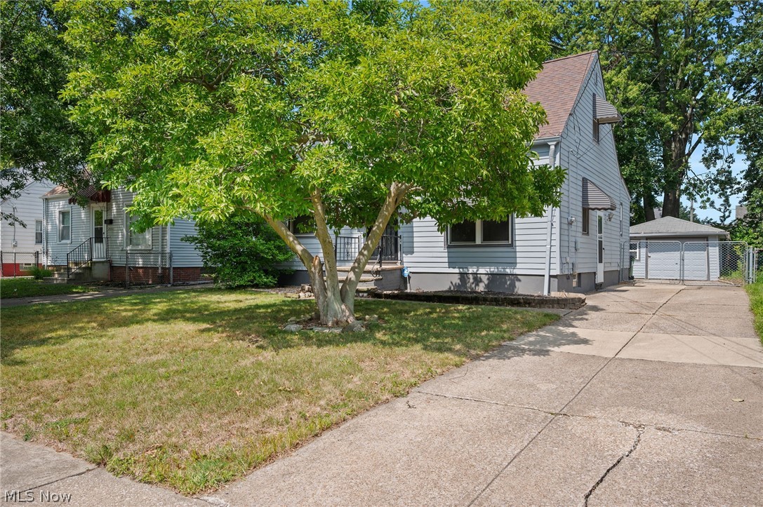 25521 Zeman Avenue Euclid OH 44132