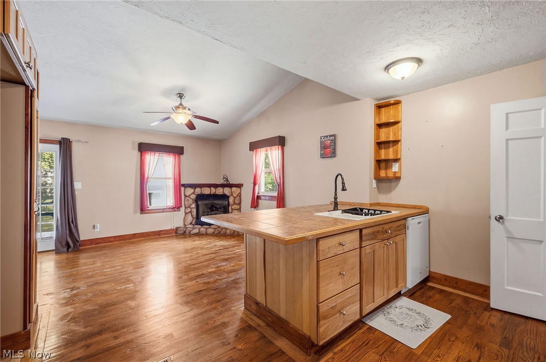 25521 Zeman Avenue Euclid OH 44132
