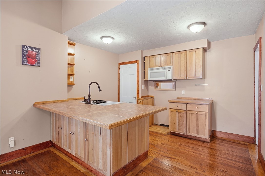 25521 Zeman Avenue Euclid OH 44132