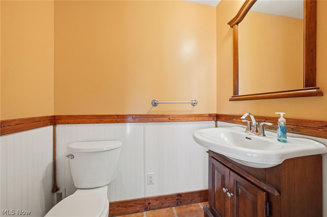 25521 Zeman Avenue Euclid OH 44132