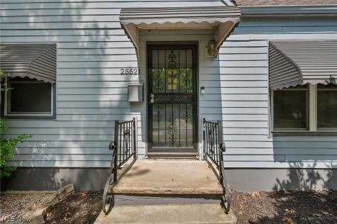 25521 Zeman Avenue Euclid OH 44132