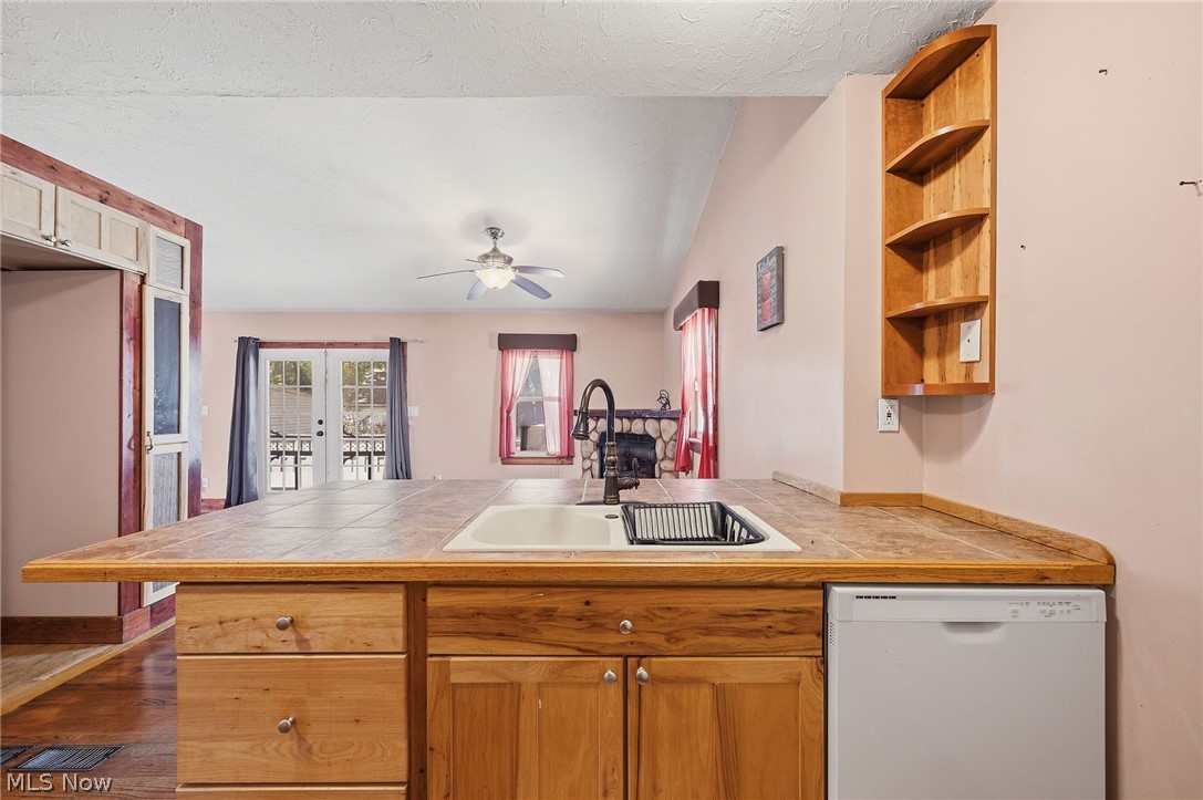 25521 Zeman Avenue Euclid OH 44132