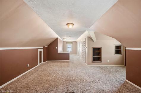 25521 Zeman Avenue Euclid OH 44132