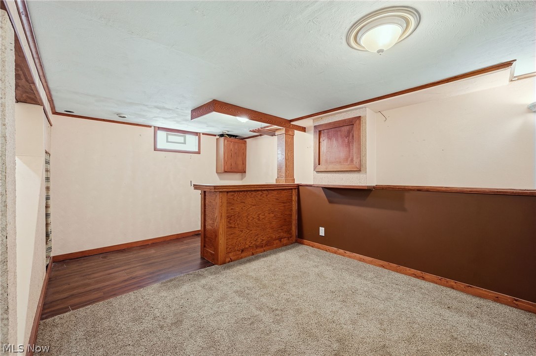 25521 Zeman Avenue Euclid OH 44132