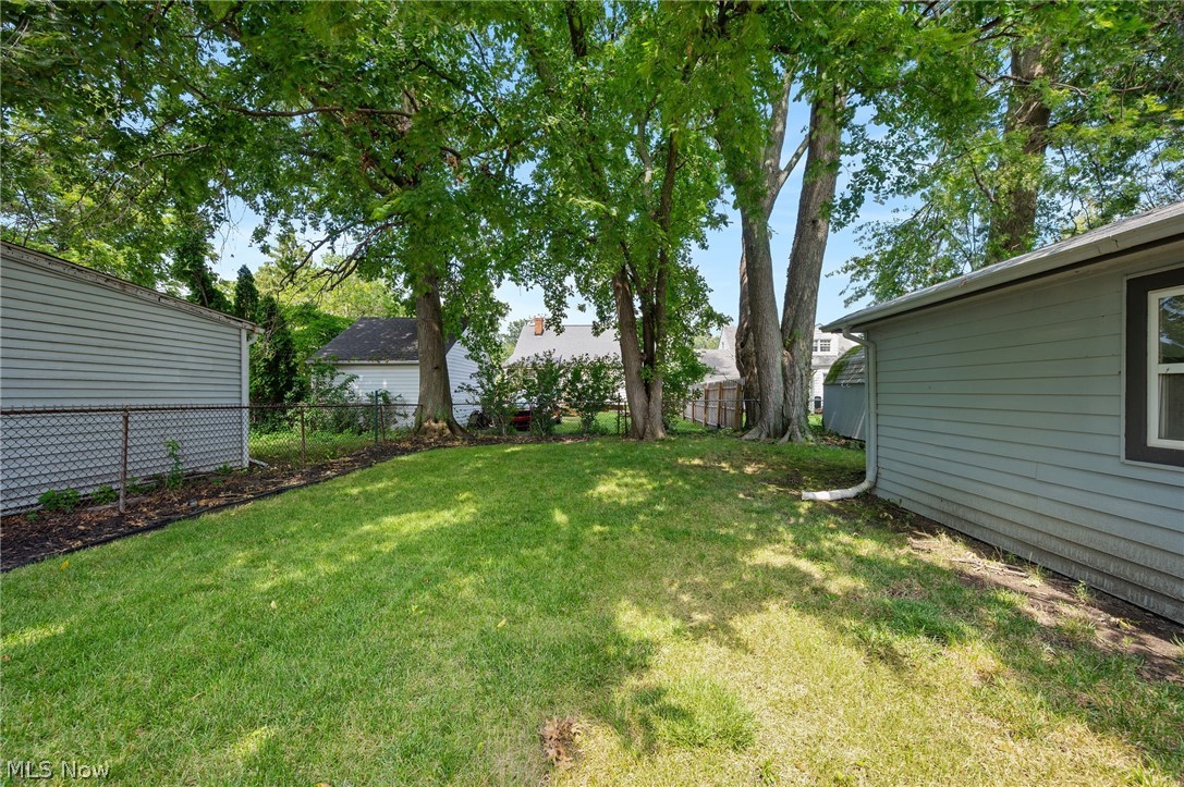 25521 Zeman Avenue Euclid OH 44132