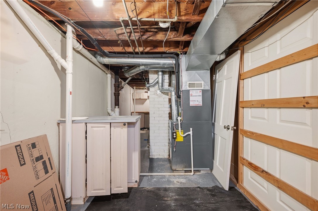 25521 Zeman Avenue Euclid OH 44132