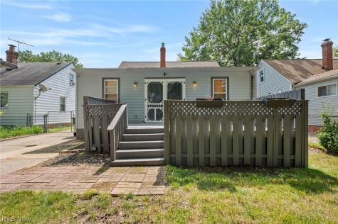 25521 Zeman Avenue Euclid OH 44132