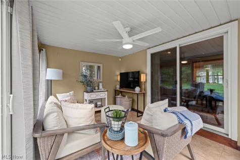 147 S Hayden Parkway Hudson OH 44236