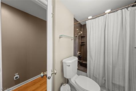 147 S Hayden Parkway Hudson OH 44236