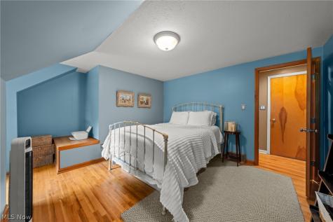 147 S Hayden Parkway Hudson OH 44236