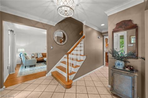 147 S Hayden Parkway Hudson OH 44236