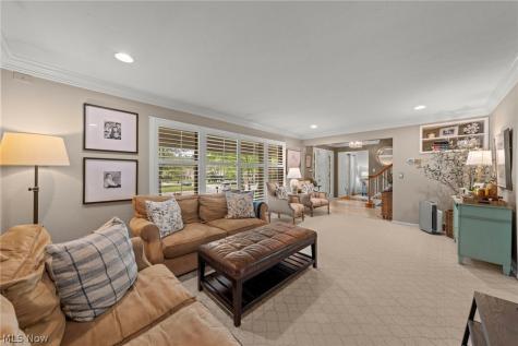 147 S Hayden Parkway Hudson OH 44236