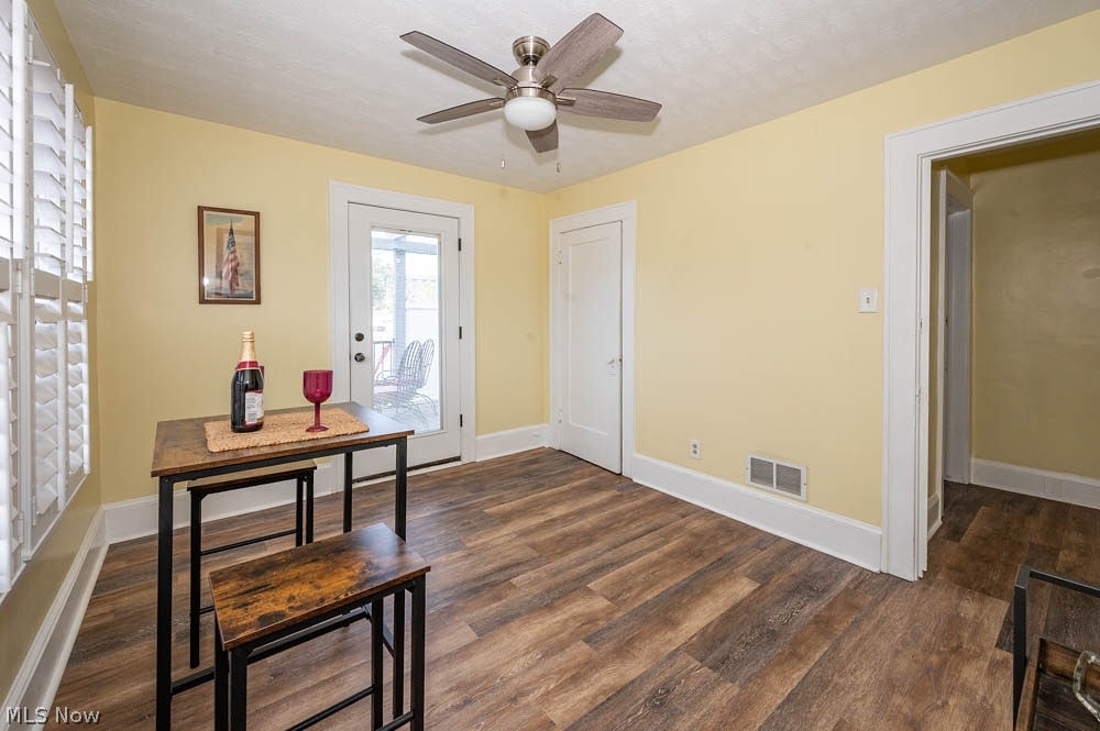 156 S Lincoln Avenue S Salem OH 44460