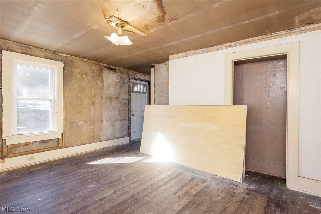252 2nd Street Bergholz OH 43908