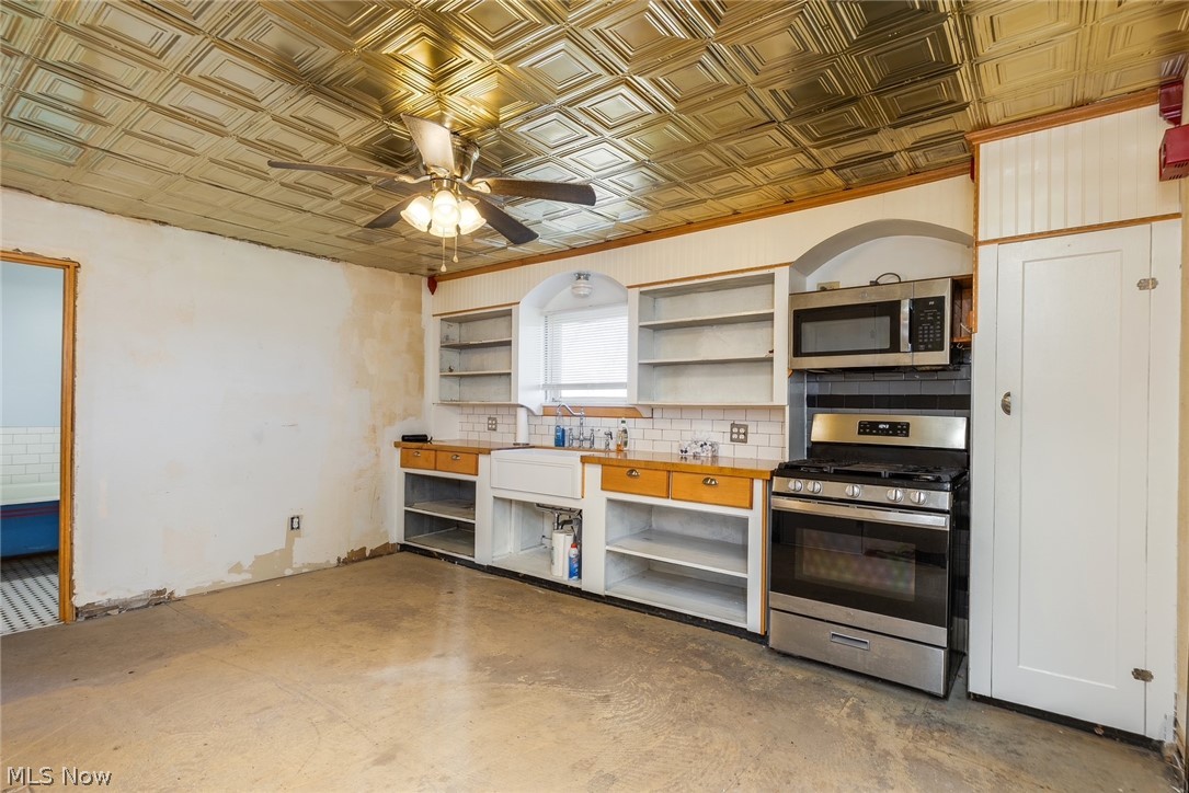 252 2nd Street Bergholz OH 43908