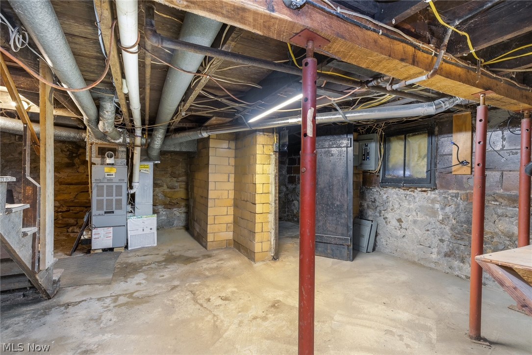 252 2nd Street Bergholz OH 43908