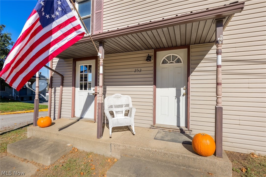 252 2nd Street Bergholz OH 43908