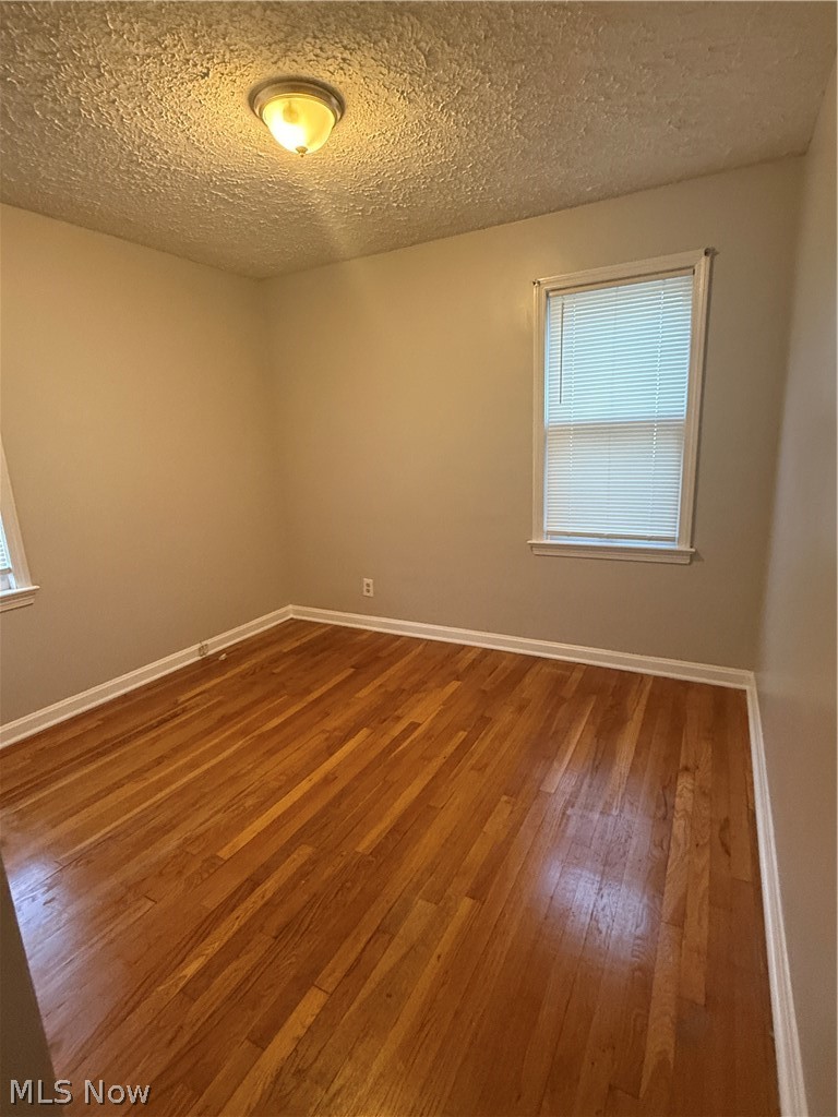 5469 Thomas Street Maple Heights OH 44137