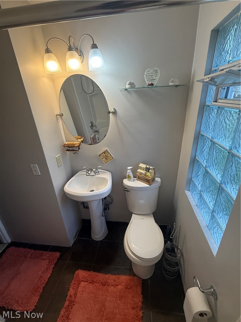 5469 Thomas Street Maple Heights OH 44137
