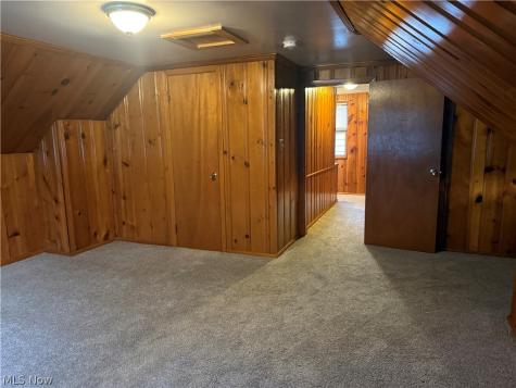 5469 Thomas Street Maple Heights OH 44137