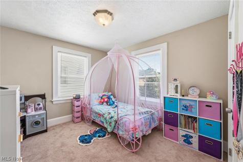 3386 Sylvanhurst Road Cleveland Heights OH 44112