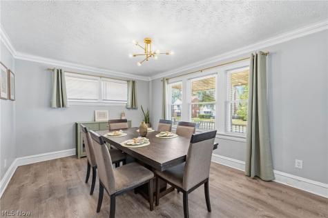 3386 Sylvanhurst Road Cleveland Heights OH 44112