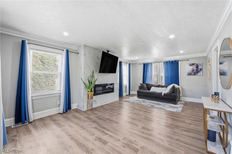 3386 Sylvanhurst Road Cleveland Heights OH 44112