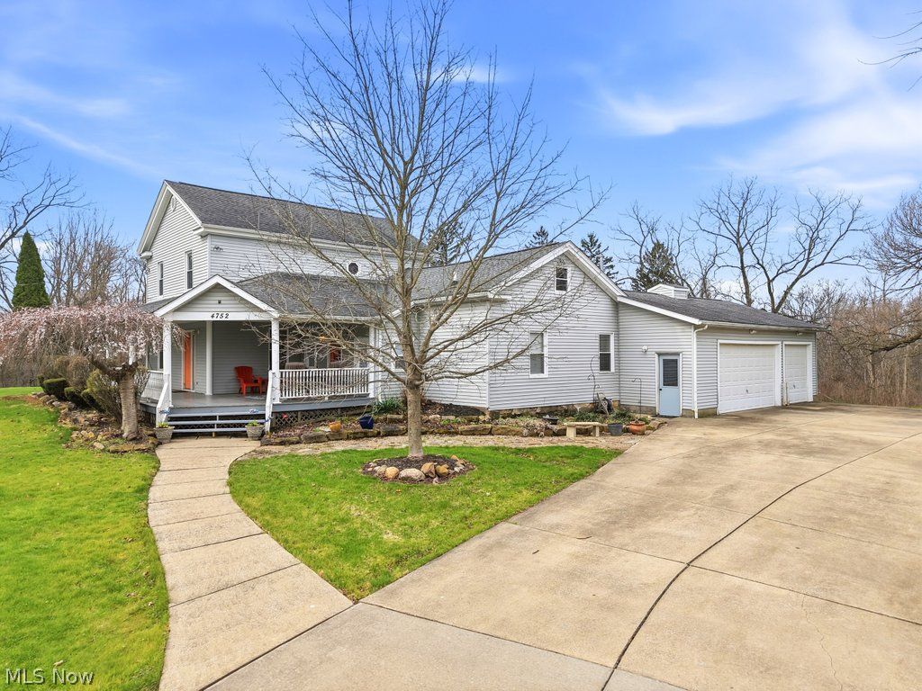 4752 Quick Road Peninsula OH 44264