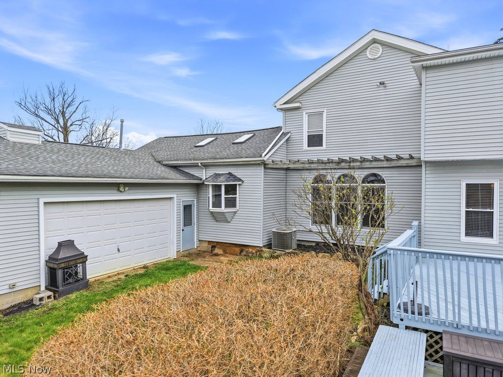 4752 Quick Road Peninsula OH 44264