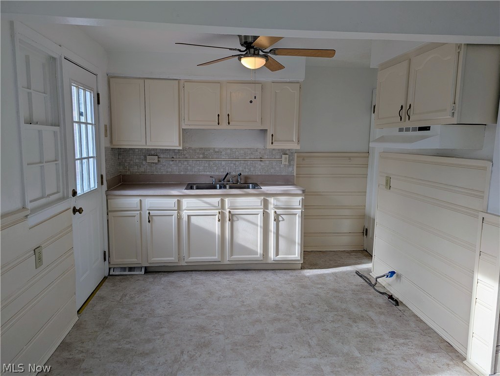 1492 E 250th Street Euclid OH 44117