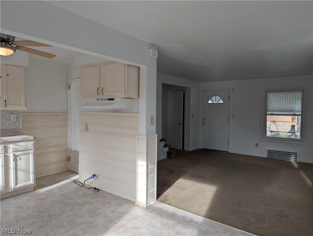1492 E 250th Street Euclid OH 44117