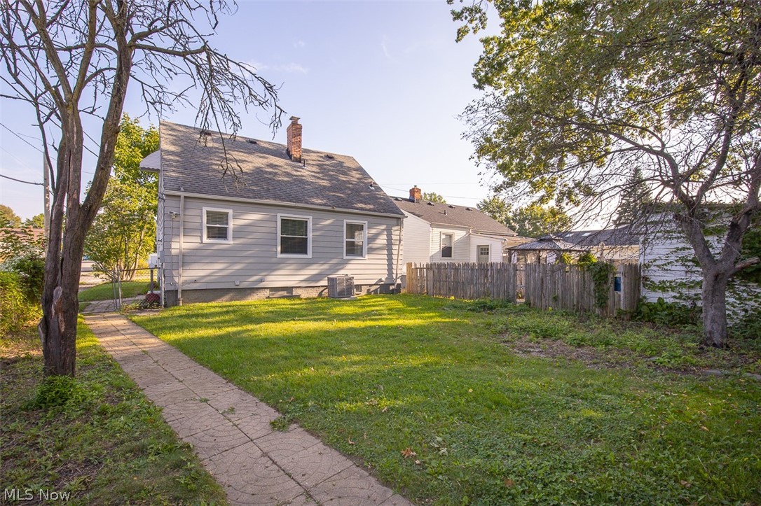 6615 Gilbert Avenue Parma OH 44129