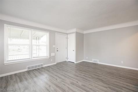 6615 Gilbert Avenue Parma OH 44129